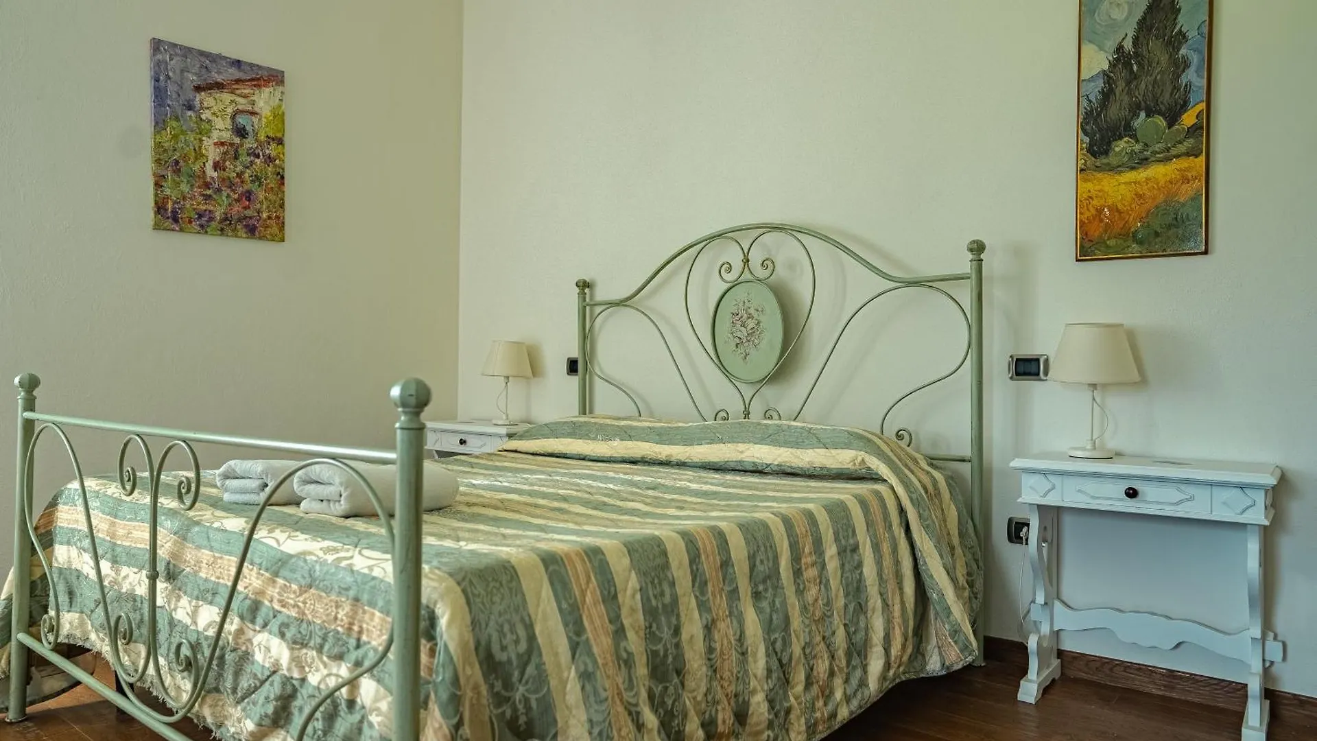 Villa Delle Torri - Homelike Villas San Gimignano Italy
